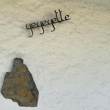 Вилла Yeyeyette *